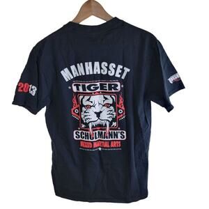 Schulmann MMA Karate 2013 Manhasset Mens Tee T-Shirt size M Black Tiger Graphic